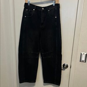 Black Barrel Jeans